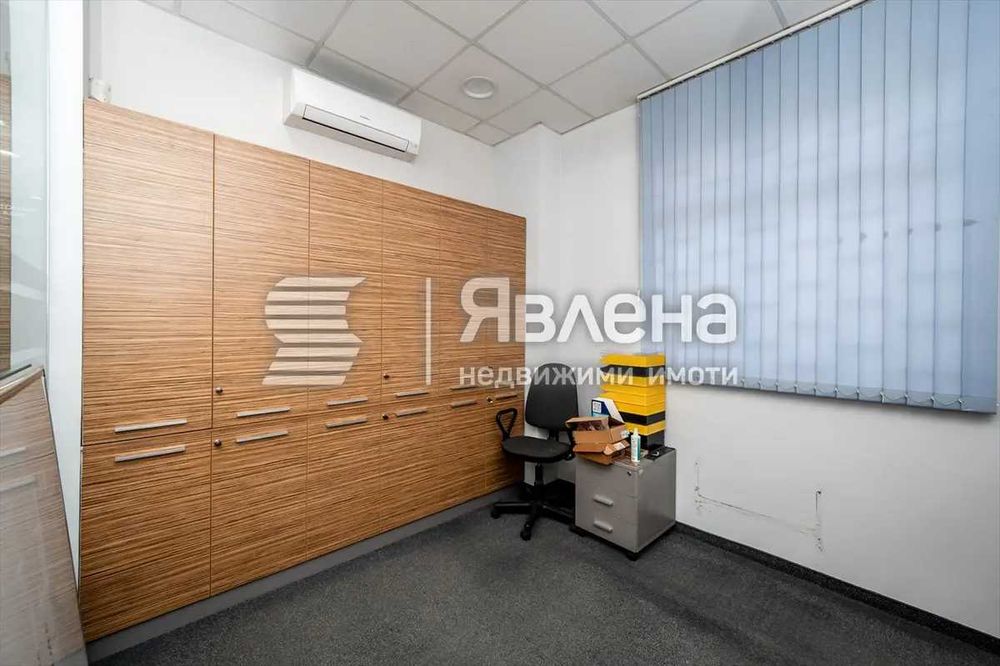 Продава се Магазин в София, Център - 172 кв.м за 2326 €/кв.м - Снимка #3