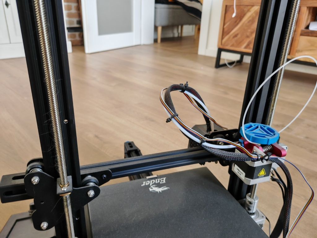 3D принтер Ender 3 v2