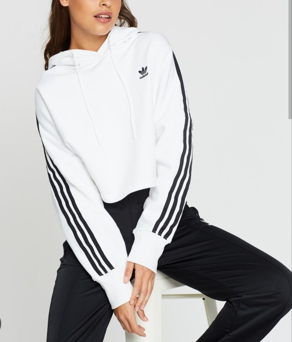 Дамски суичър Adidas Originals cropped hoodie 
 size S