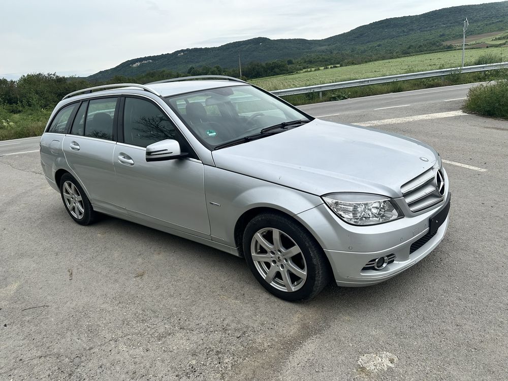 Мерцедес ц 220 Mercedes c220