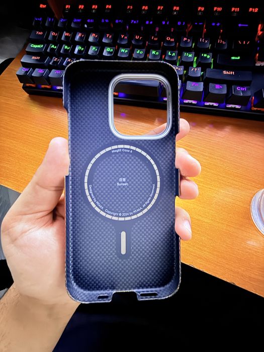 Pitaka iphone 16 pro chixoli originali 100% ishonchli