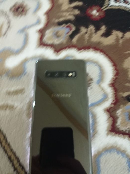 Samsung galax S 10+5g