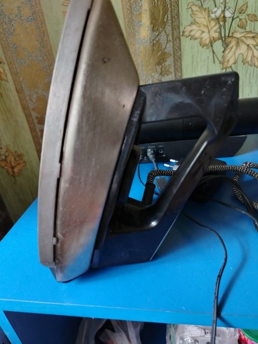 Продам утюг советские и современный