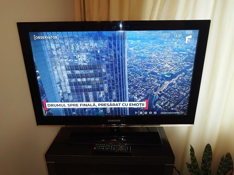Televizor Samsung 32'' (80 cm) Full HD