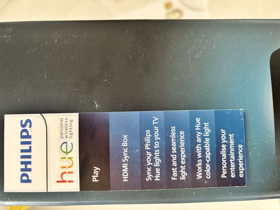 Sync Box Philips Hue HDMI, pentru sincronizare lumini, Wi-Fi