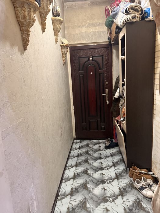 Продаёться! 2х комнатная, 1этаж