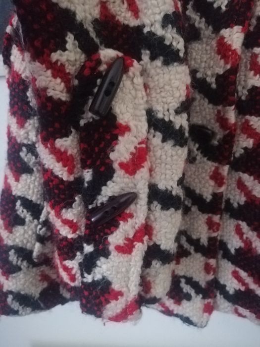 Palton gros din lana model deosebit dama marimea M/L.