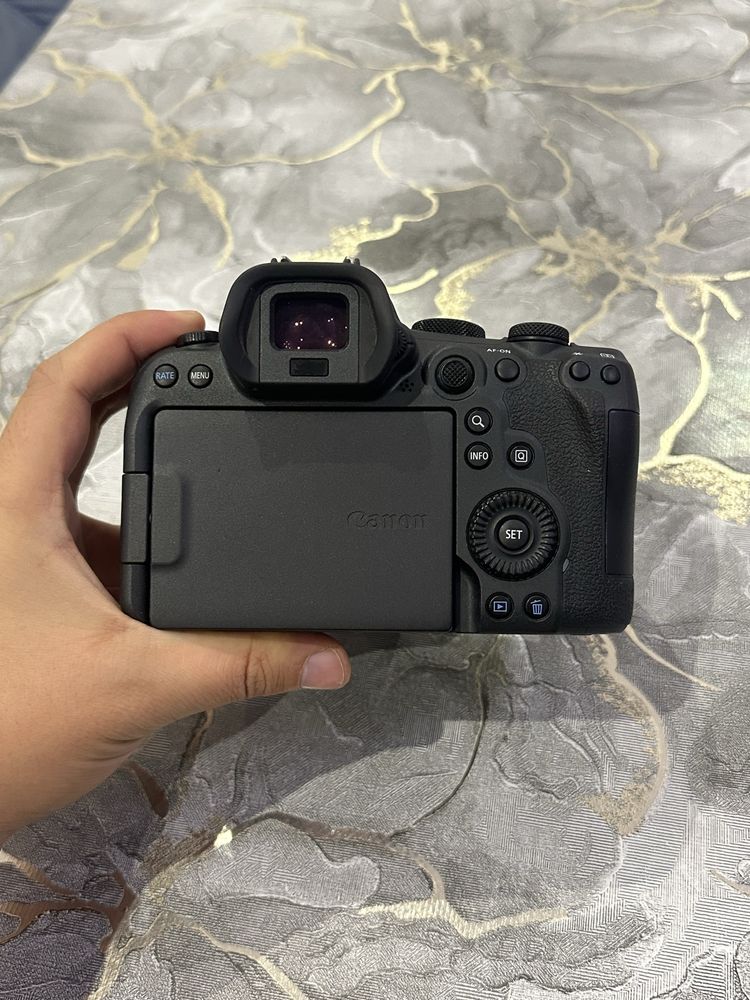 Canon R6 Mark II
