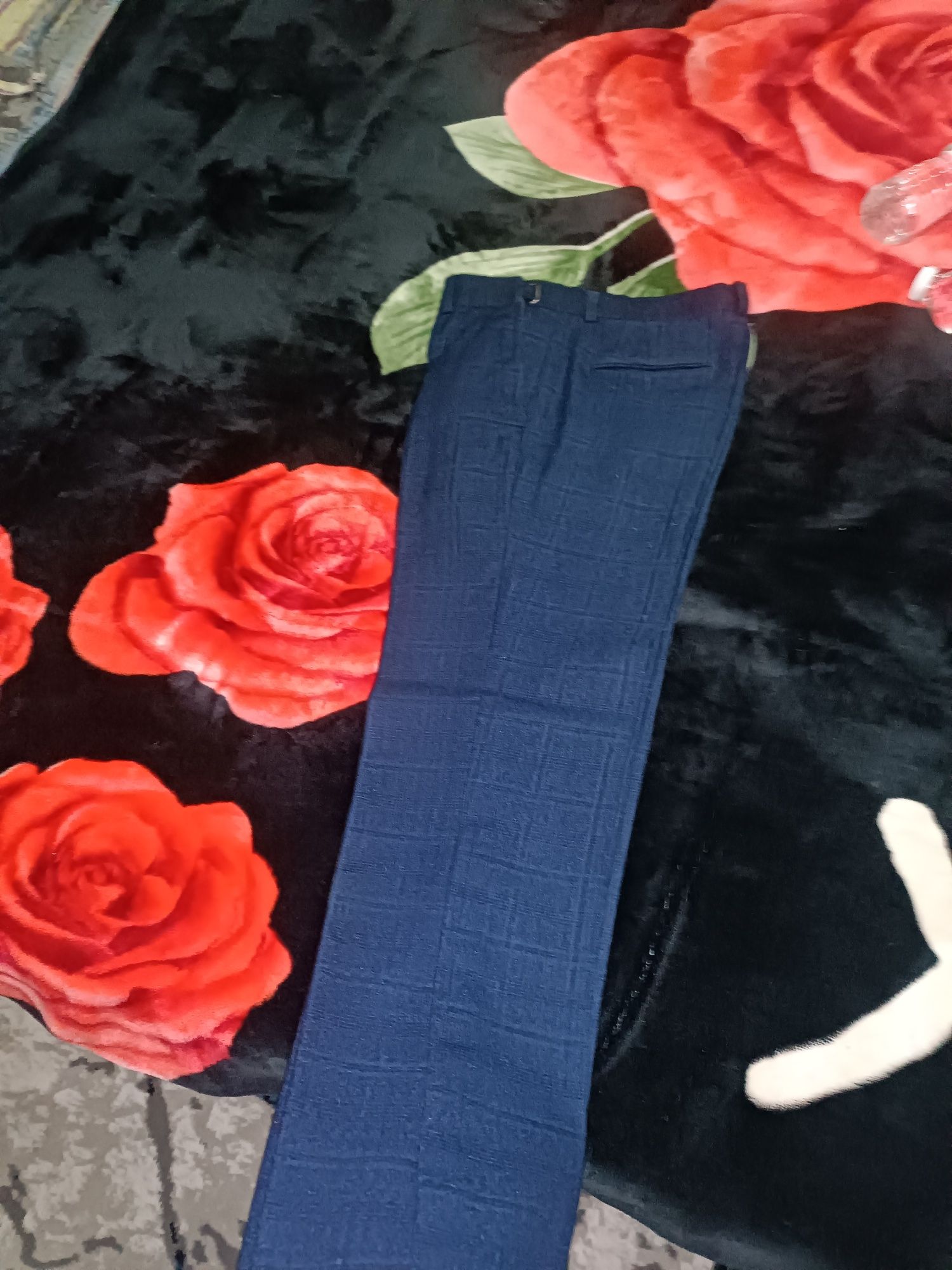 Kastun shimlari bilan. Kamplekt sotiladi