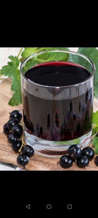 Sirop de coacăze negre presat la rece