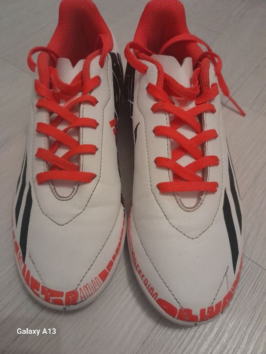 Ghete fotbal sala - Adidas Messi