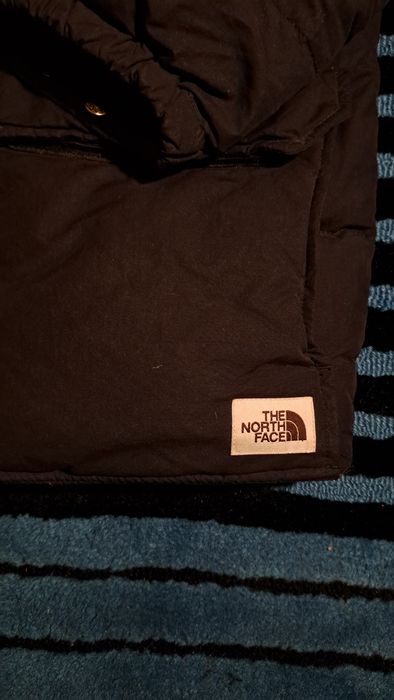 Vând geaca The North Face mărimea M