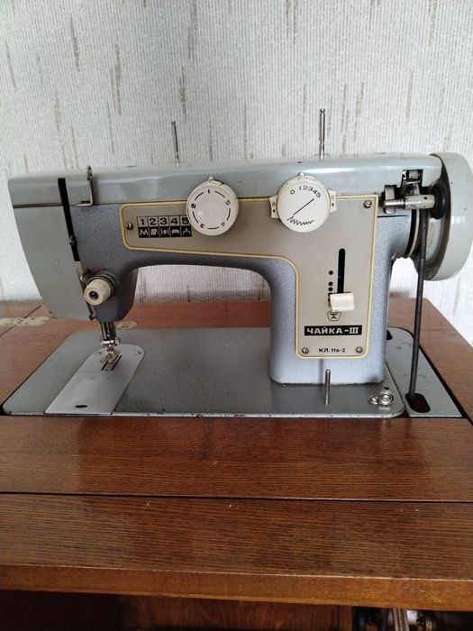Швейная машинка ножная