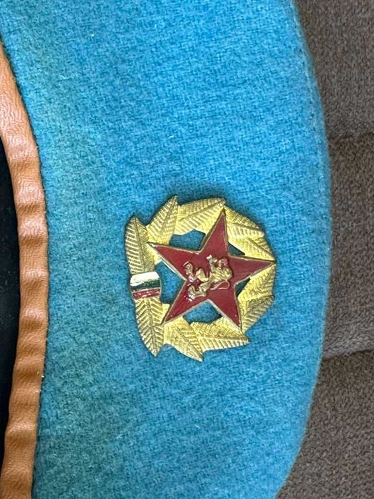 Соц Парашутна Барета