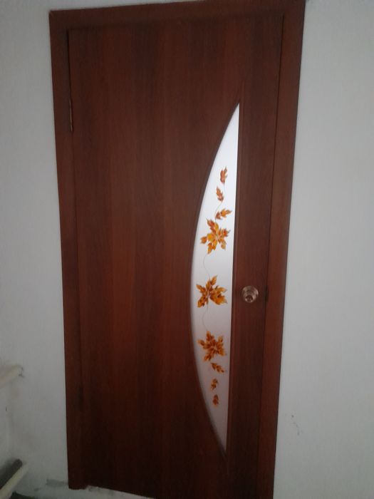 Продам межкомнатные двери