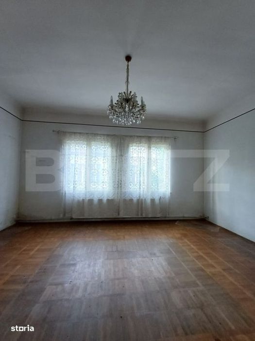 Casa renovabila, 6 camere in zona Centrala