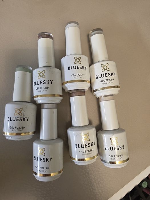 Гел лакова Bluesky