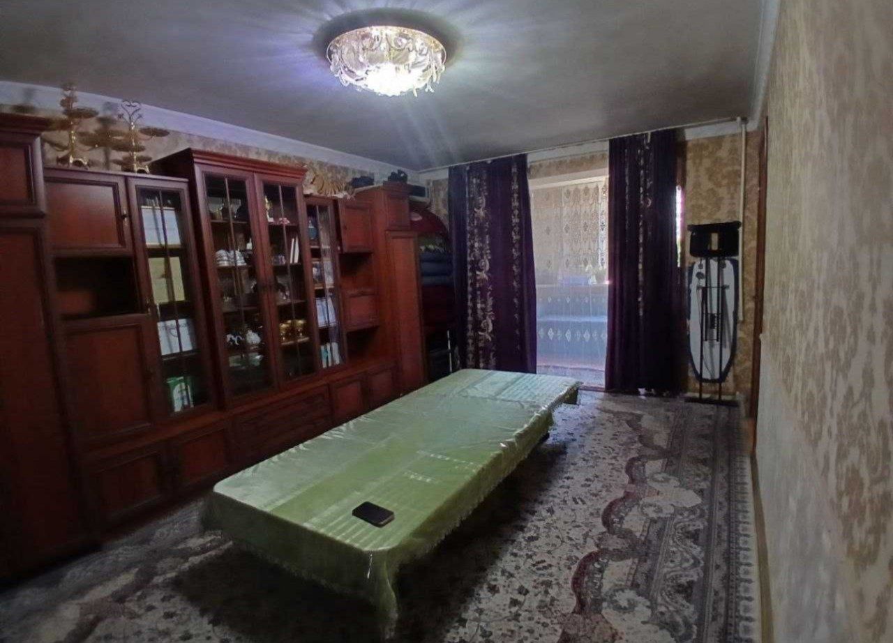 Срочно Продаётся 3ком Чиланзар 2кв