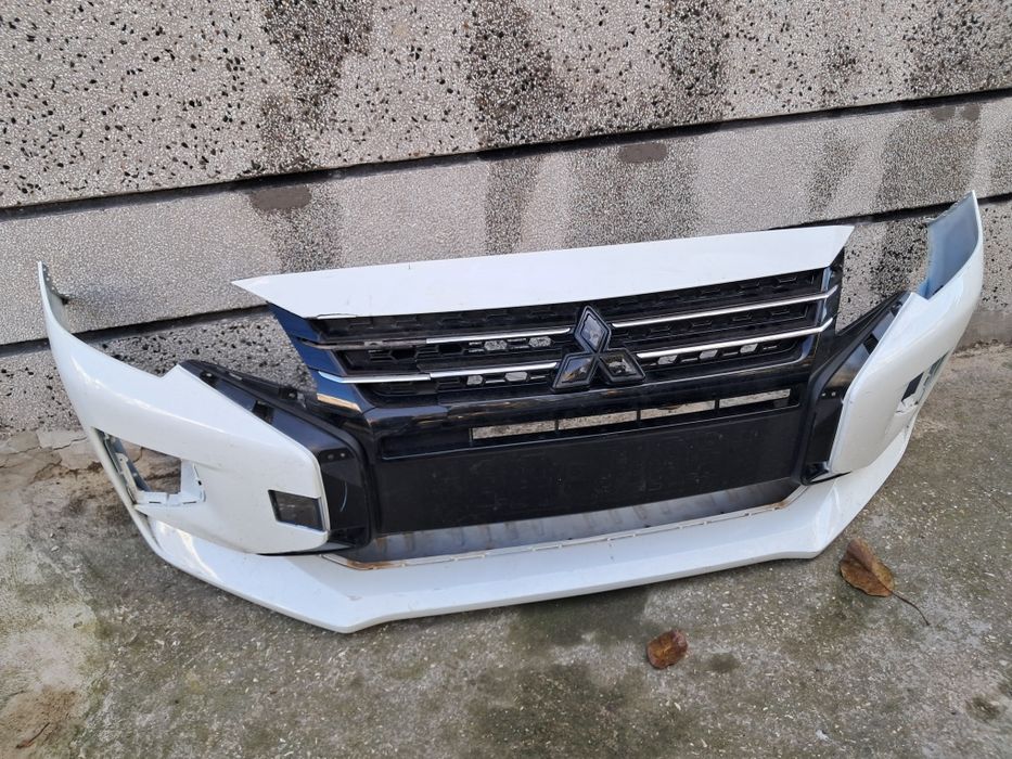 Предна броня Mitsubishi Spase Star 3,,  2018/22 г