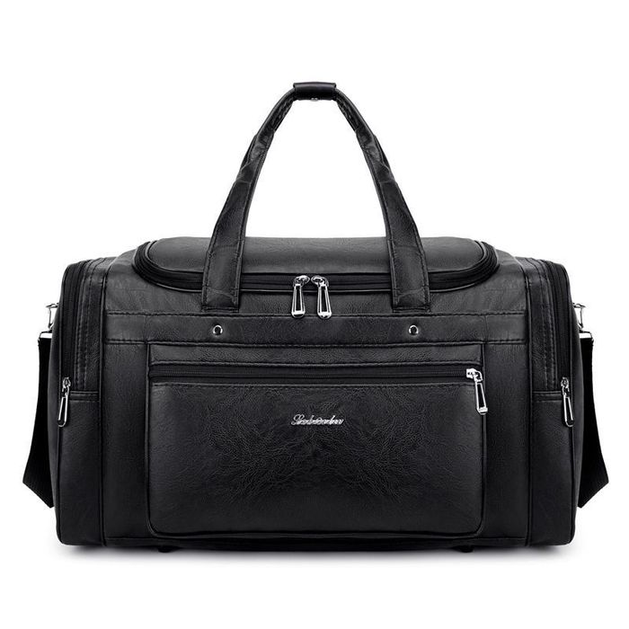 Чёрная спортивная сумка