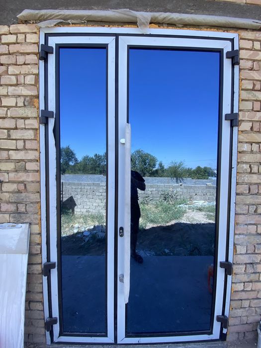 Окна двери и витражи