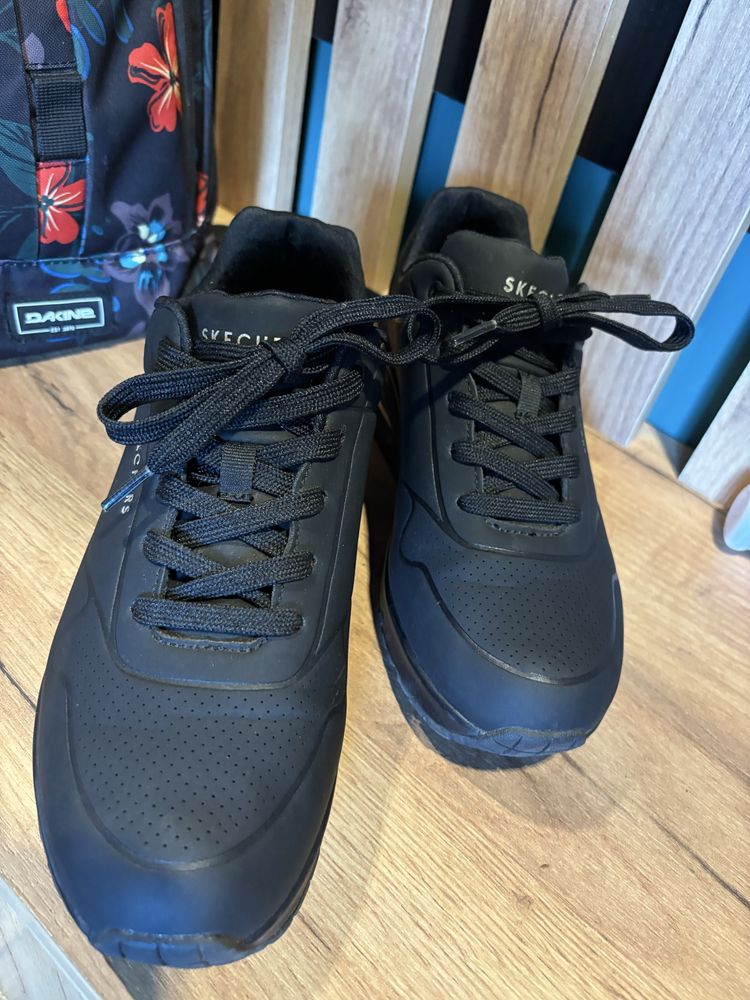 Маратонки Skechers 39 номер