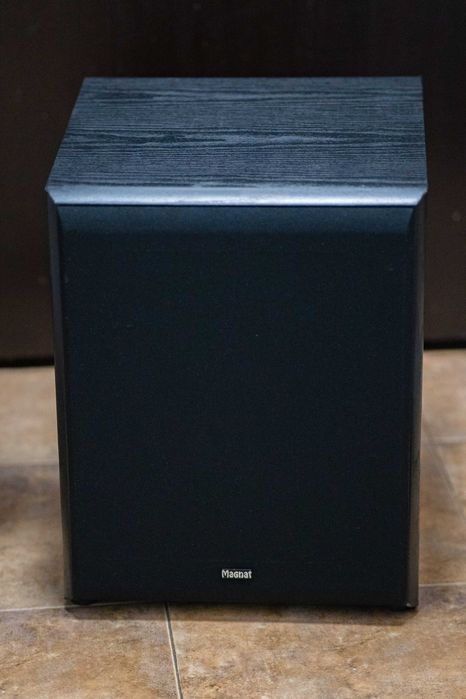 Magnat monitor supreme sub 302a 12" активен субуфер