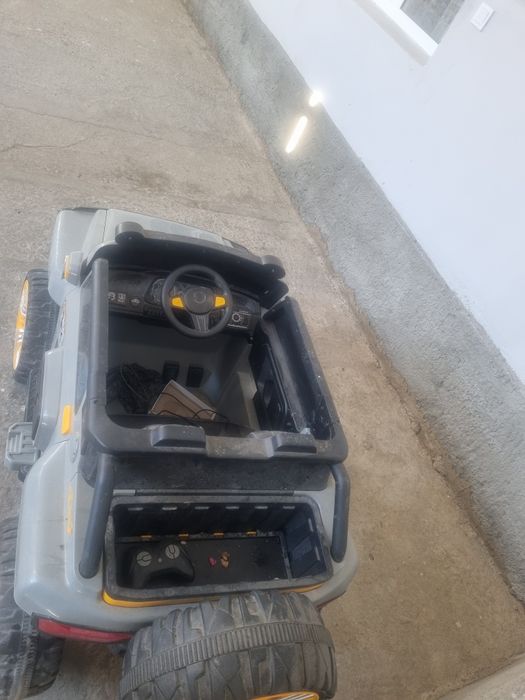 Продаётся пултовый новый машина для детей новый