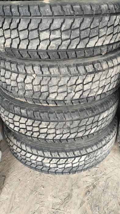 Продам шины на УАЗ размер R16 4 штук 40000 тыс тенге