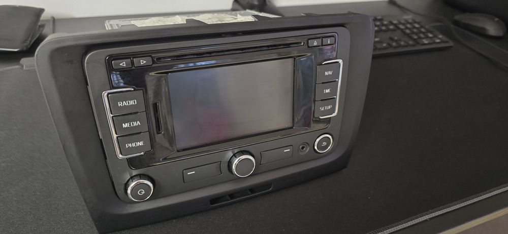 Navigație originală Skoda Superb 2014 – RNS 315, stare foarte bună