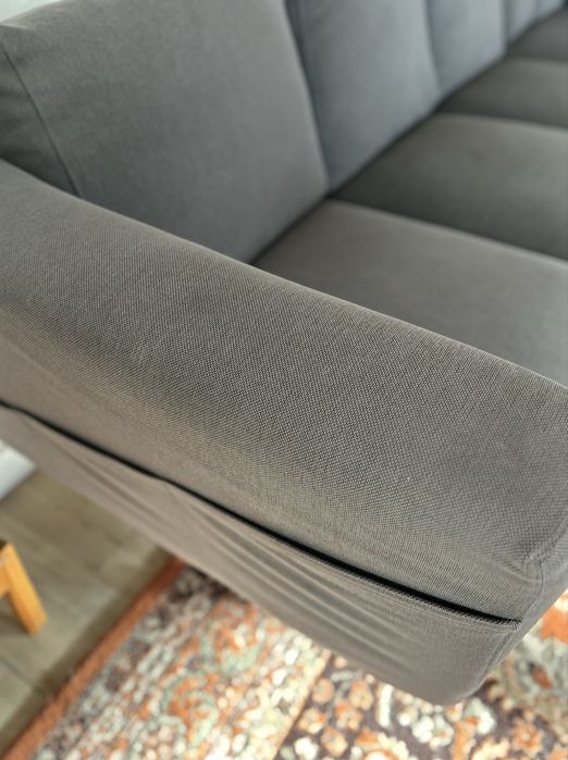 Canapea 4 locuri, cu șezlong