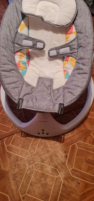 Centru de activități cu trambulina