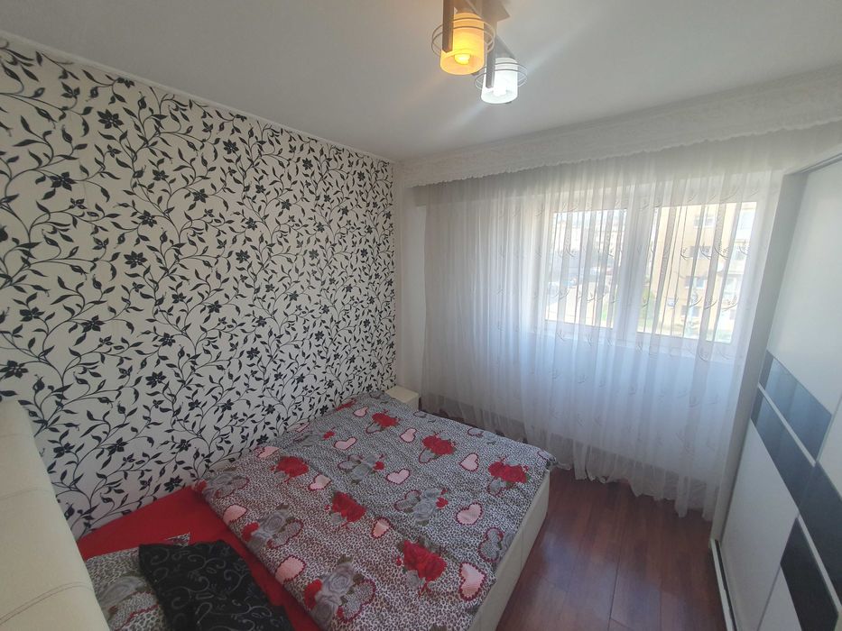 Apartament 3 camere ,decomandat!