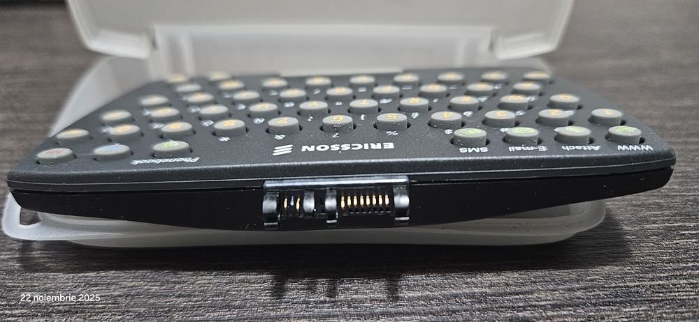 Ericsson Chatboard CHA-10 – Nou, Original – Accesoriu Rar pt. Ericsson
