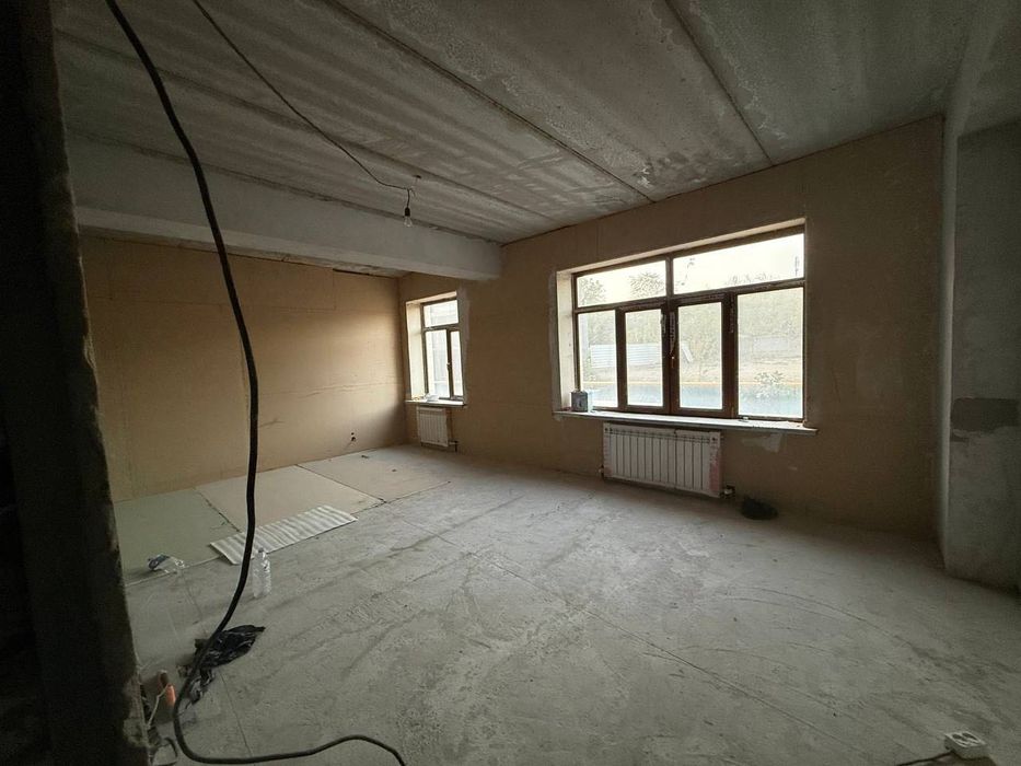 Продается 3 комнатная коробка ул.Махтумкули