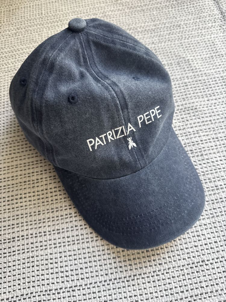 Patrizia Pepe шапка с козерка