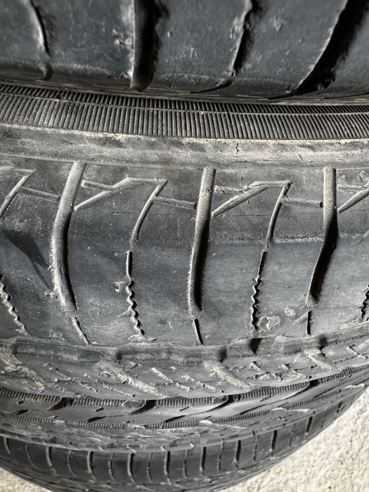 R18 Yapnskiy balo’n sotiladi 235/55 r18 Toyo