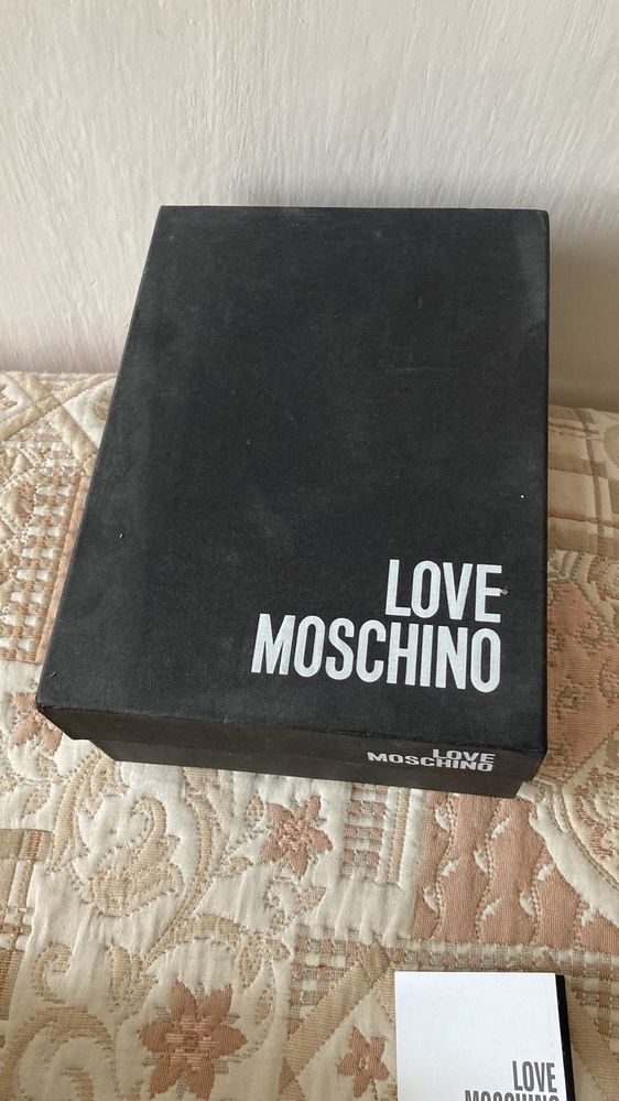 Ежедневни обувки #Moschino