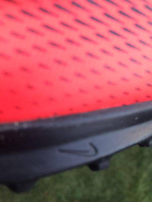 Стоножки Nike 29.5 номер много малко ползвани почти чисто нови Nike