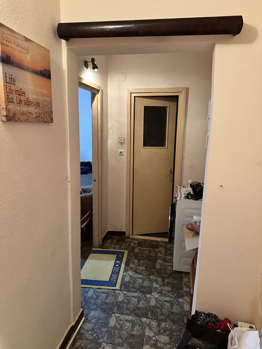 Inchiriez apartament 3 camere