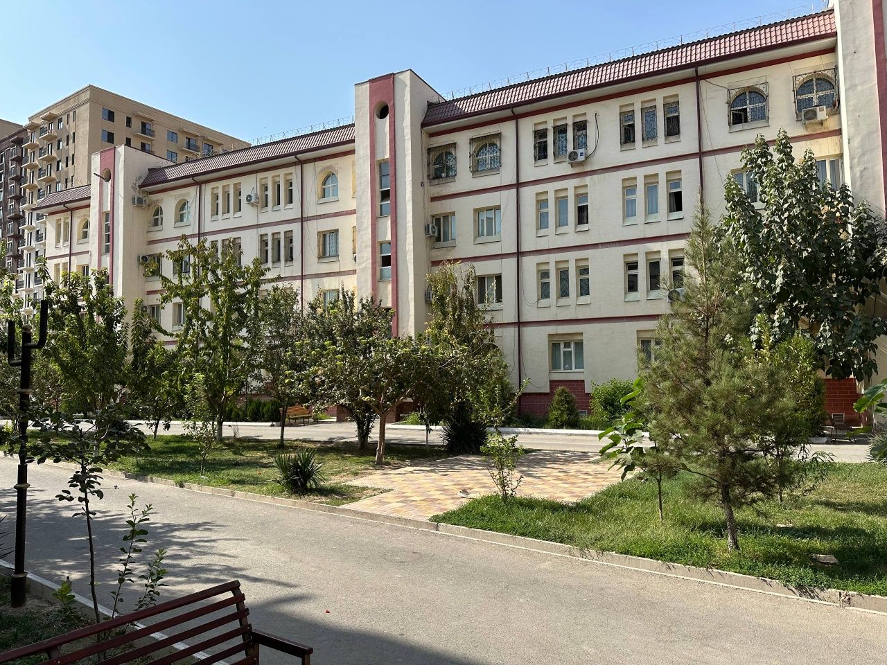 Продам квартиру в Яшнабадском районе по ул. Фергана Йули 3х комнатная