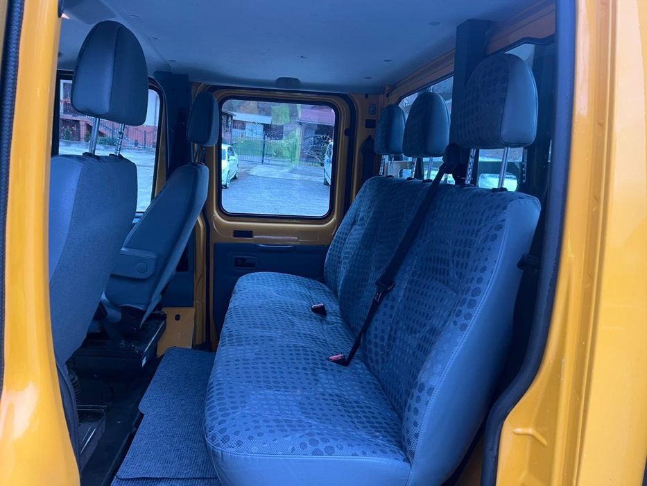 Vand ford transit 2.2 tdi..klima top.6 locuri.6+1 trepte
