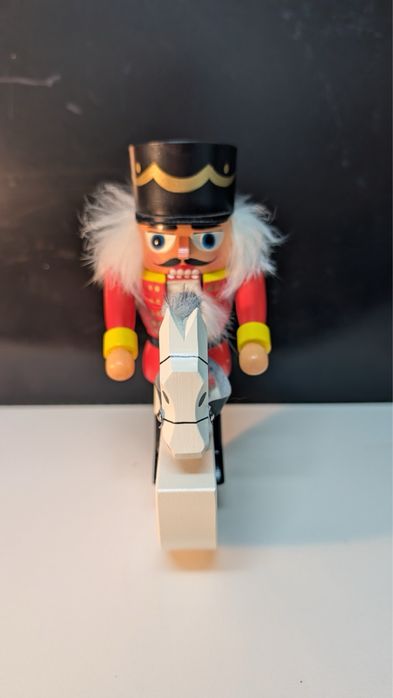 Nutcracker - Spargator de nuci