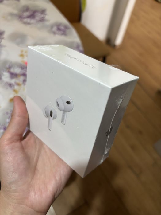 Продам air pods pro 20000 тг