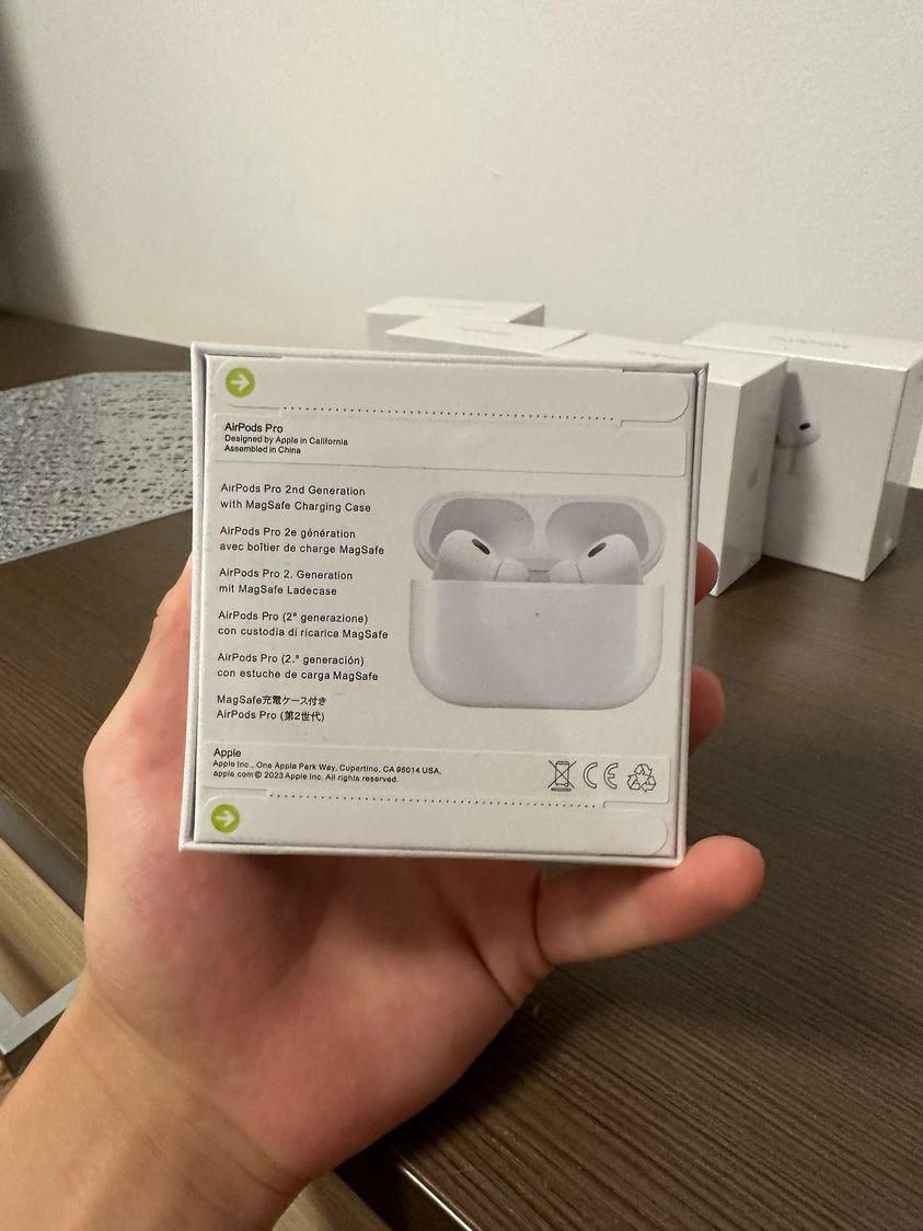 Vând Airpods Pro Generația 2 sigilate