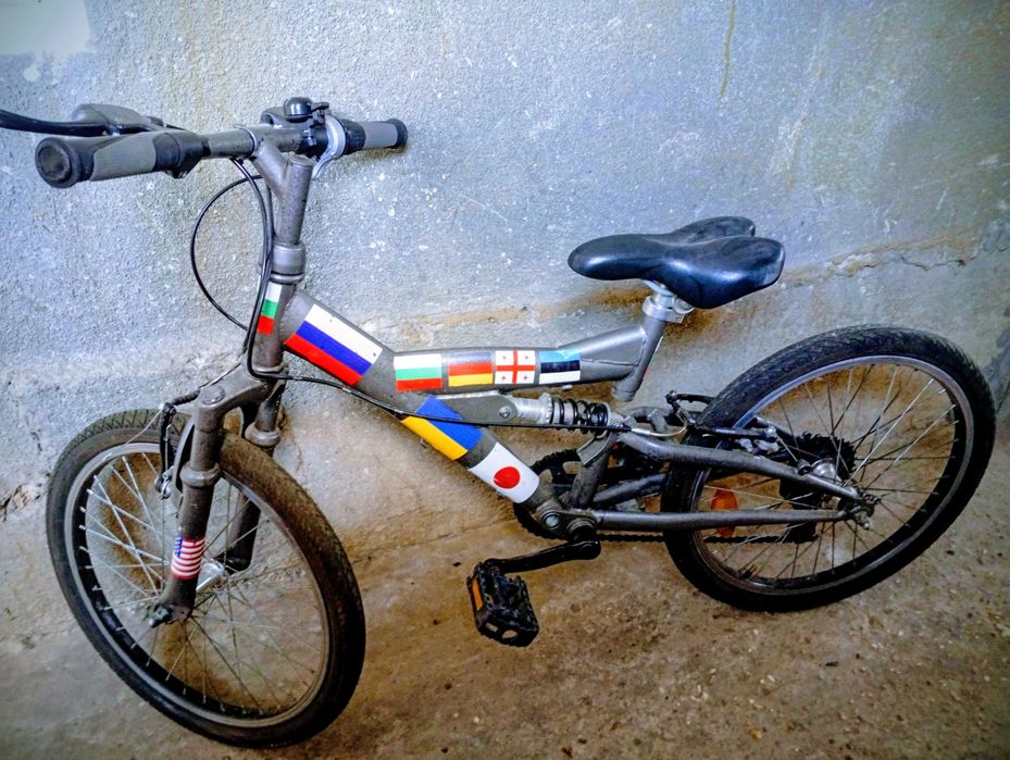 Детско колело - сиво ...