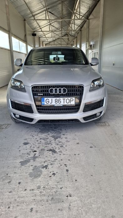 Audi q7 anul 2008