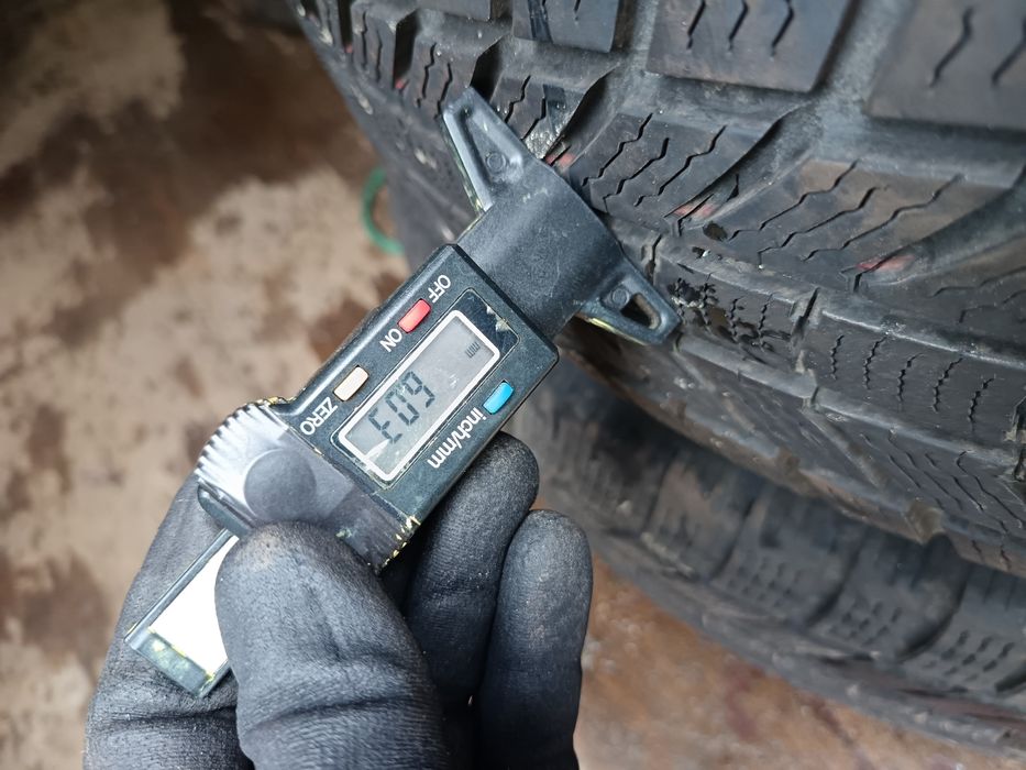 Anvelope MS iarna 235 65 17 continental 2023 6-7mm