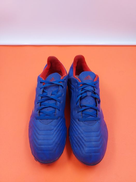 Adidas Predator номер 44 Оригинални футболни стоножки