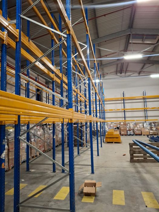 Rafturi metalice profesionale